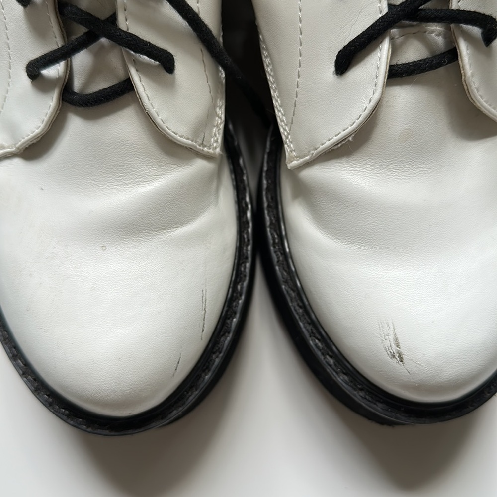 White Lace-Up Boots - Picture 8 of 9